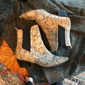 SAM EDELMAN SNAKE BOOT